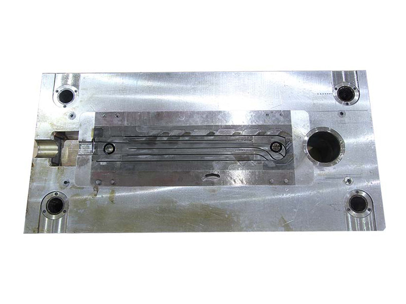 Пресс-форма для литья под давлением радиатора из алюминиевого сплава Longhua
